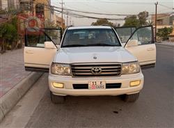 تۆیۆتا لاند کروزەر